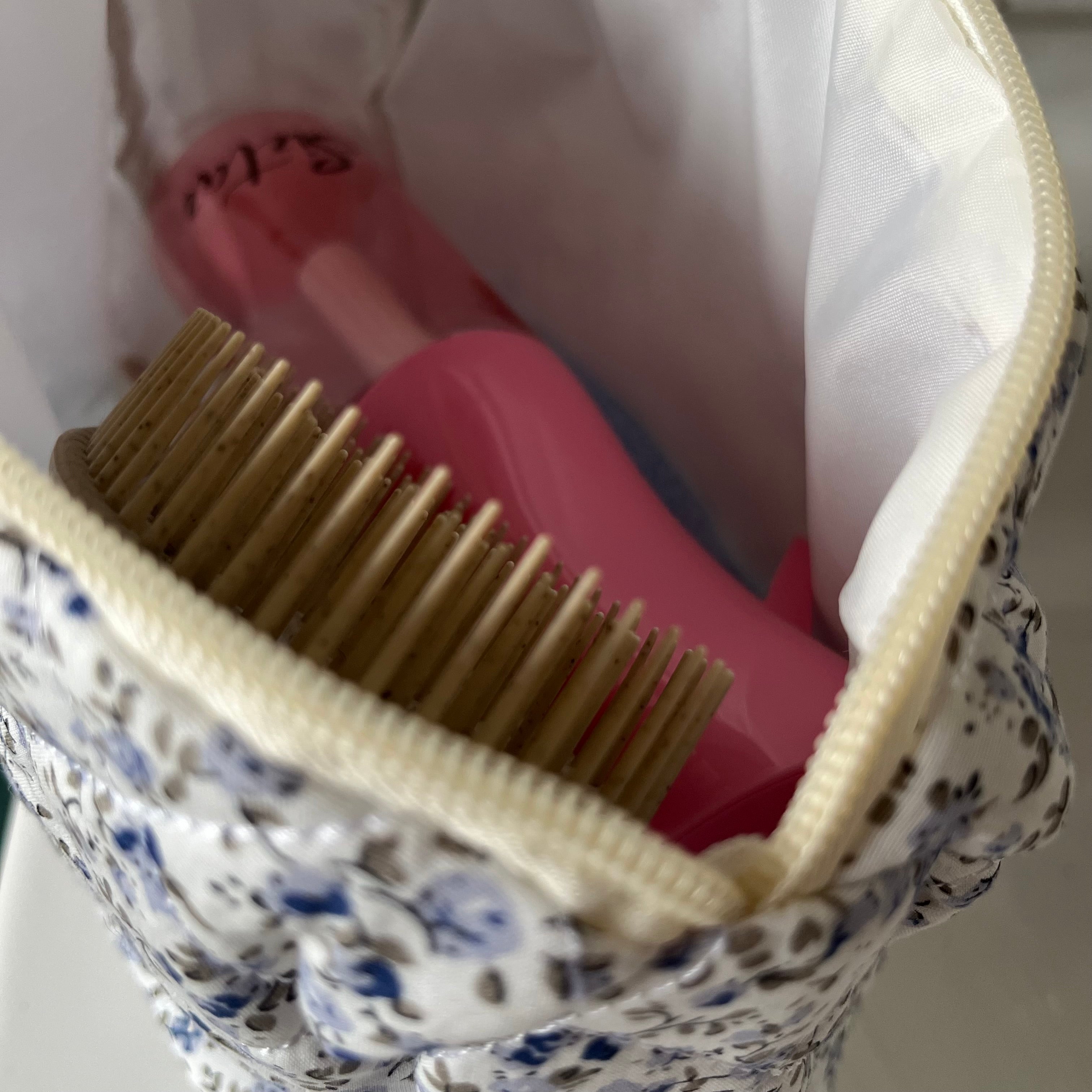 Kosmetiktasche Florence Blue – Für Make-up & Pflege