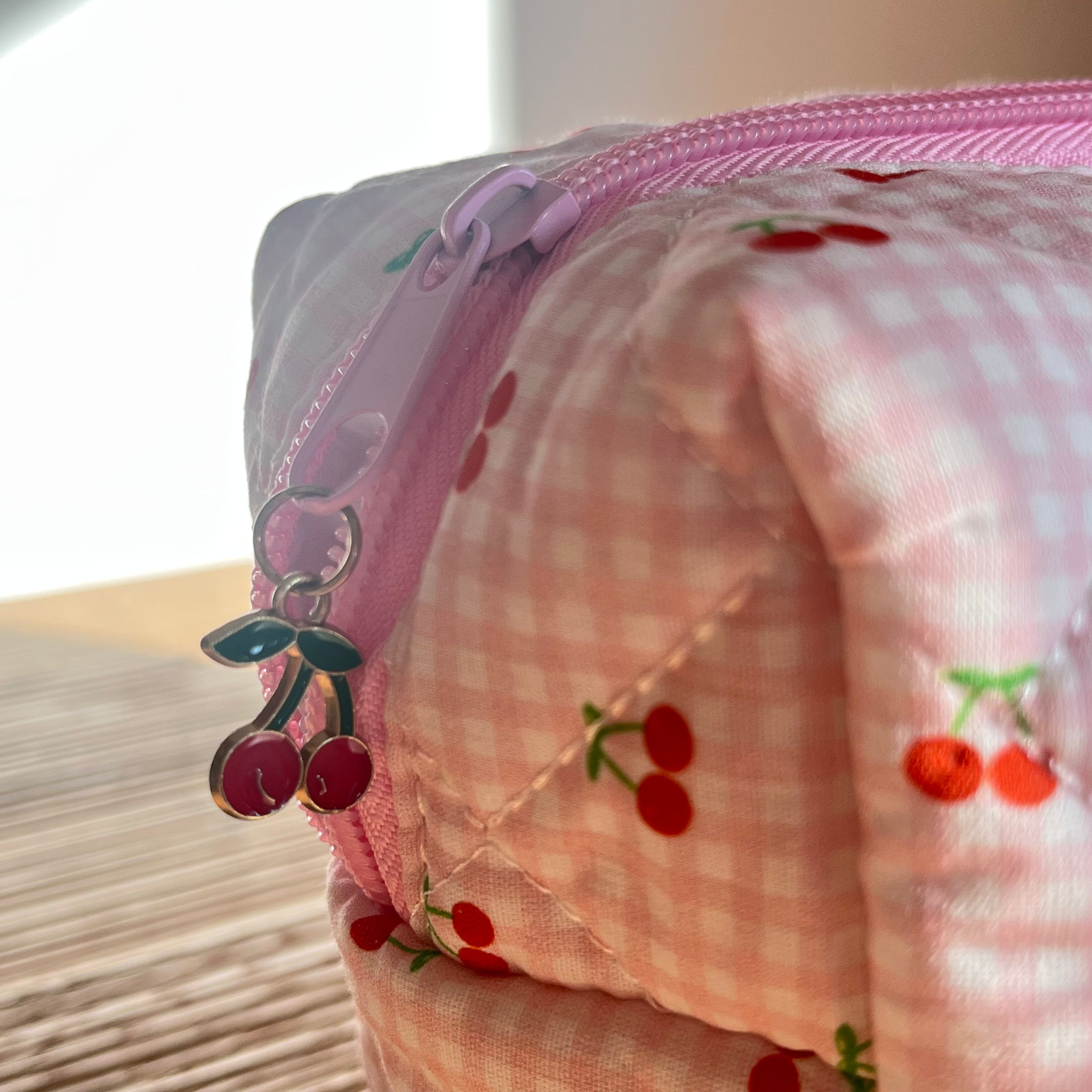 Kosmetiktasche Cherry – Für Make-up & Pflege