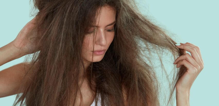 Hartes Wasser in der Schweiz: Was deine Locken darüber wissen sollten