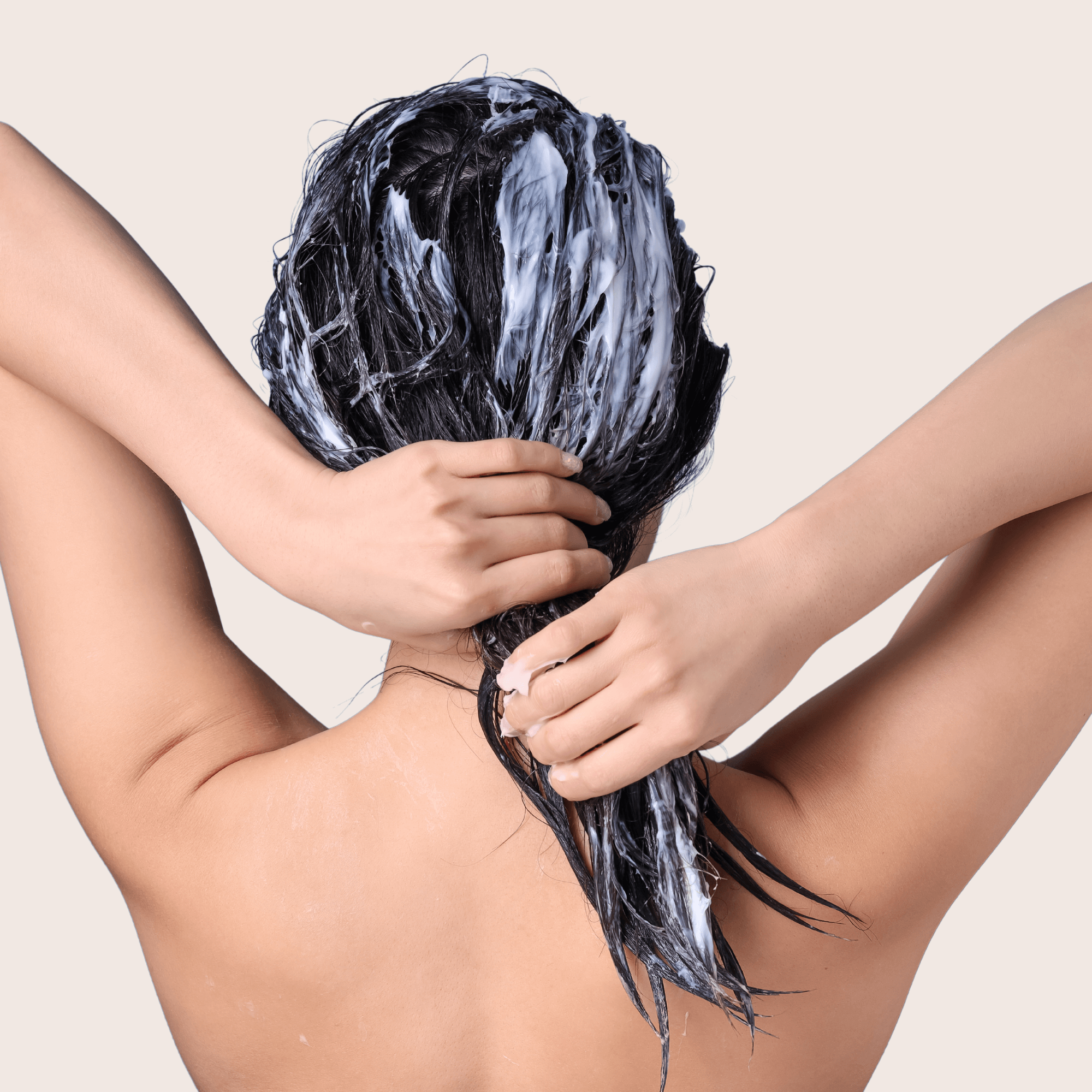 Natürliche Haarmaske für welliges, lockiges und Afro-Haar – intensive Feuchtigkeit und Reparatur für geschädigtes Haar.